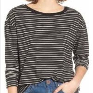 LIKE NEW Black White Long Sleeve Tee